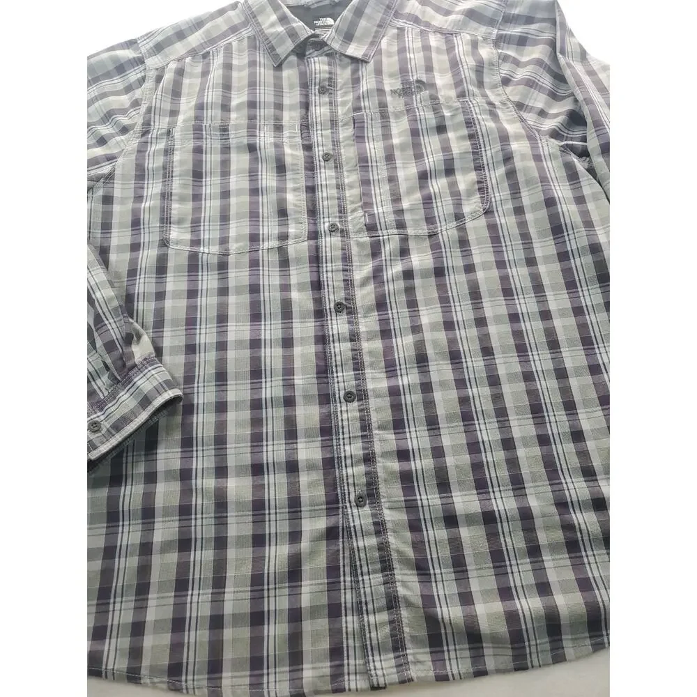 The North Face collared plaid men’s button front shirt